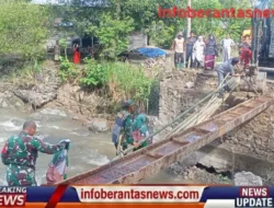 Jembatan Roboh Dihantam Banjir, TNI dan Warga Bergerak Pulihkan Akses di Tapango