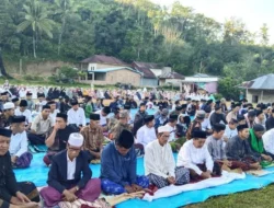 Lapangan Tapparang Jadi Saksi Kebersamaan Warga Taramanu Tua pada Sholat Iduladha 1447 H