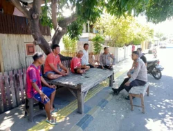 Sambang Kamtibmas, Sat Binmas Polres Majene Pererat Silaturahmi dan Kemitraan Kamtibmas Bersama Warga Tanjung Batu