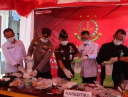 Kapolresta Mamuju Hadiri Pemusnahan 362 Gram Sabu dan Barang Bukti 104 Perkara