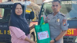 Sambut Hari Bhayangkara ke-80, Polres Majene Salurkan Bantuan Sosial untuk Kaum Dhuafa di Banggae Timur