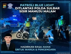 Patroli Blue Light, Ditlantas Polda Sulbar Terus Menyapa dan Berikan Rasa Aman Saat Malam Hari