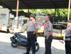 Kapolda Sulbar dan Wakapolda Keliling Mako Naik Motor Cek Kesiapan Operasional