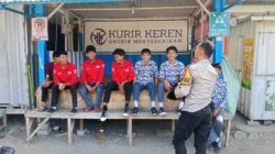 Bhabinkamtibmas Polsek Banggae Edukasi Pelajar SMKN 2 Majene, Cegah Penyalahgunaan Napza dan Pergaulan Menyimpang