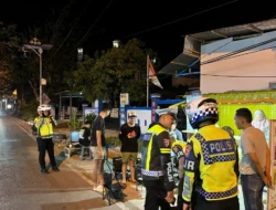 Patroli Blue Light Polantas Polda Sulbar: Bangun Kedekatan Akrab, Pastikan Malam yang Aman dan Penuh Kehangatan