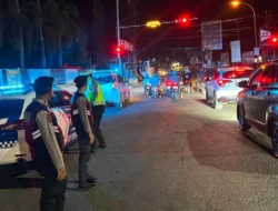 Polresta Mamuju Hadir di Setiap Persimpangan, Jaga Kamtibmas dan Kelancaran Lalu Lintas Malam Hari