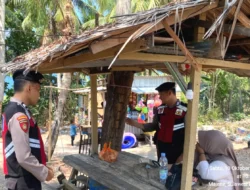 Libur Akhir Pekan, Samapta Polres Majene Patroli di Pantai Dato dan Pantau Munu