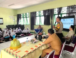 Bhabinkamtibmas Polsek Banggae Edukasi Pelajar SMPN 4 Majene, Tekankan Bahaya Narkoba dan Pergaulan Bebas