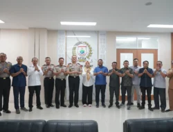 Kunjungan ke Kantor DPRD, Kapolda Sulbar Tegaskan Komitmen Kawal Aspirasi Sebagai Sarana Penyampaian Pendapat