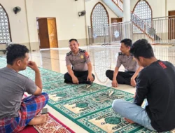 Melalui Sambang Keagamaan, Satbinmas Polres Majene Ajak Masyarakat Perangi Judi Daring dan Penipuan Online