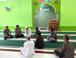 Pererat Silaturahmi, Kapolsek Pamboang Serap Aspirasi Warga Lewat Jumat Keliling