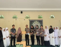 Jumat Berkah, Ditlantas Polda Sulbar Tebar Kebaikan di Panti Asuhan Putri Manakarra Muhammadiyah Mamuju