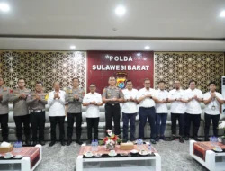 Atasi Antrean Panjang SPBU di Sulbar, Kapolda dan Pertamina Siapkan Strategi Khusus Termasuk Pembentukan Tim Gabungan